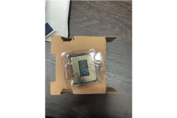 Intel酷睿i7--12700K处理器-2.jpg